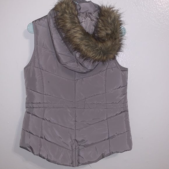 Women’s vest - Picture 2 of 3